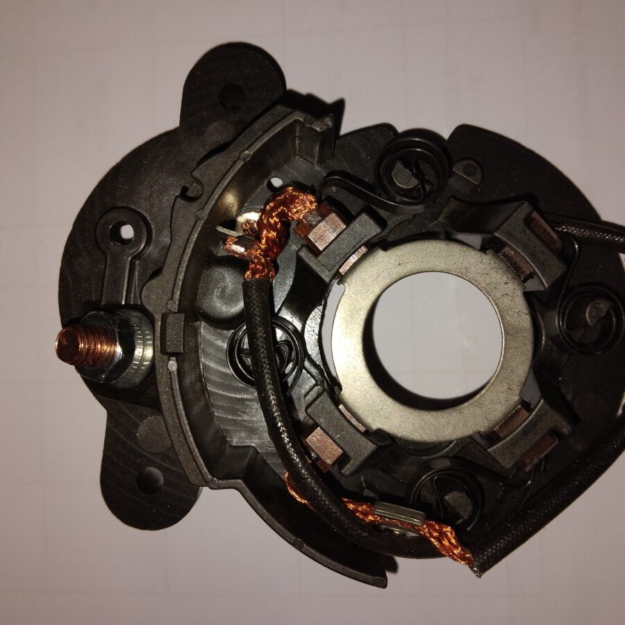 BRUSHHOLD 12V VALIANT/PLYMONTH WITH EARS