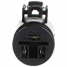 PLUG ALTERNATOR 3 PIN ROUND